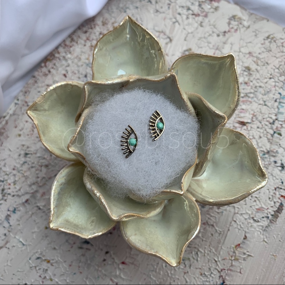 💋🆕Silver + Turquoise Boho Evil Eye Stud Earrings - Picture 3 of 4